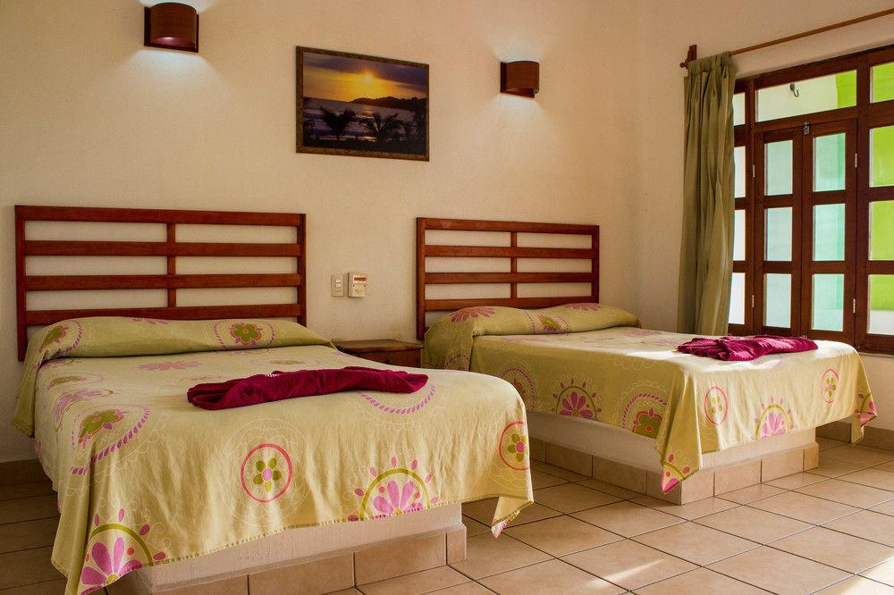 Hotel & Suites Punta Esmeralda بويرتو إسكونديدو المظهر الخارجي الصورة
